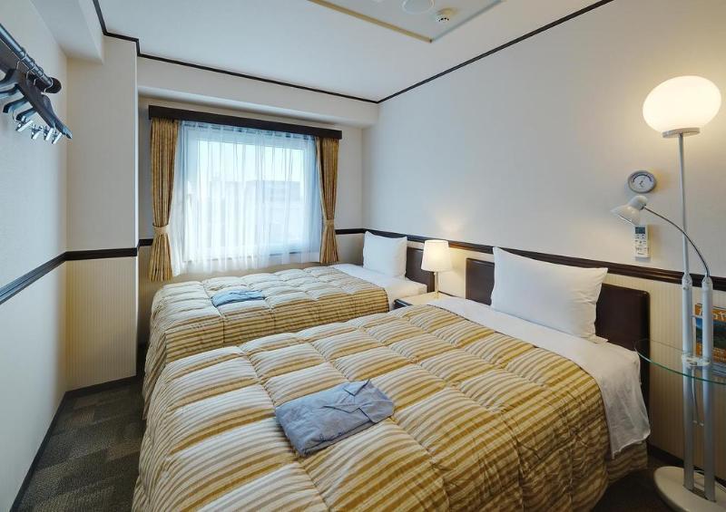 Toyoko Inn Shin-yamaguchi-eki Shinkansen-guchi Exterior foto